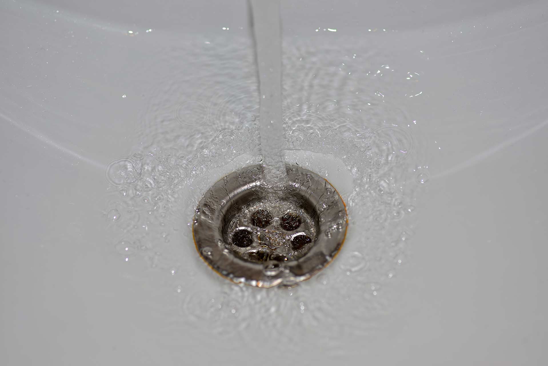 A2B Drains provides services to unblock blocked sinks and drains for properties in Sanderstead.